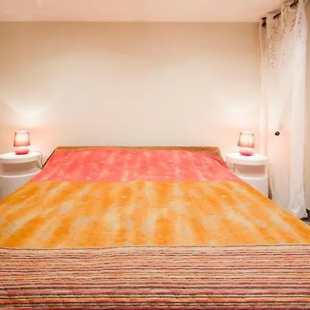 Апартаменты En Place De La Bourse *