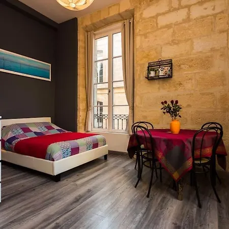 Apartman En Place De La Bourse Bordeaux