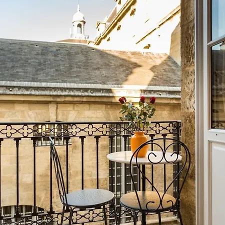 En Place De La Bourse Bordeaux