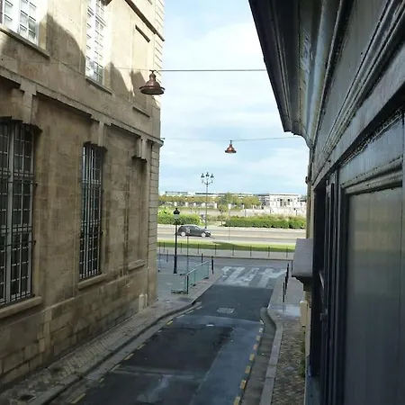 En Place De La Bourse Бордо