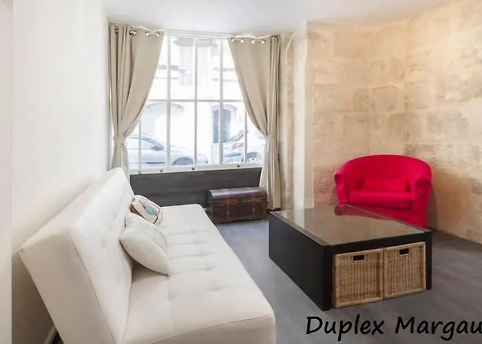 דירה En Place De La Bourse בורדו