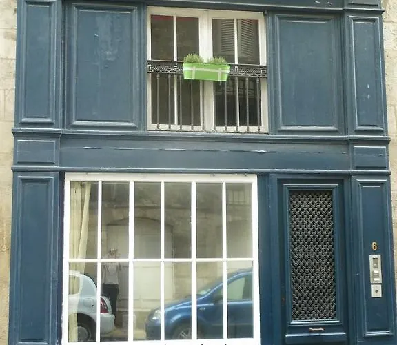 דירה En Place De La Bourse